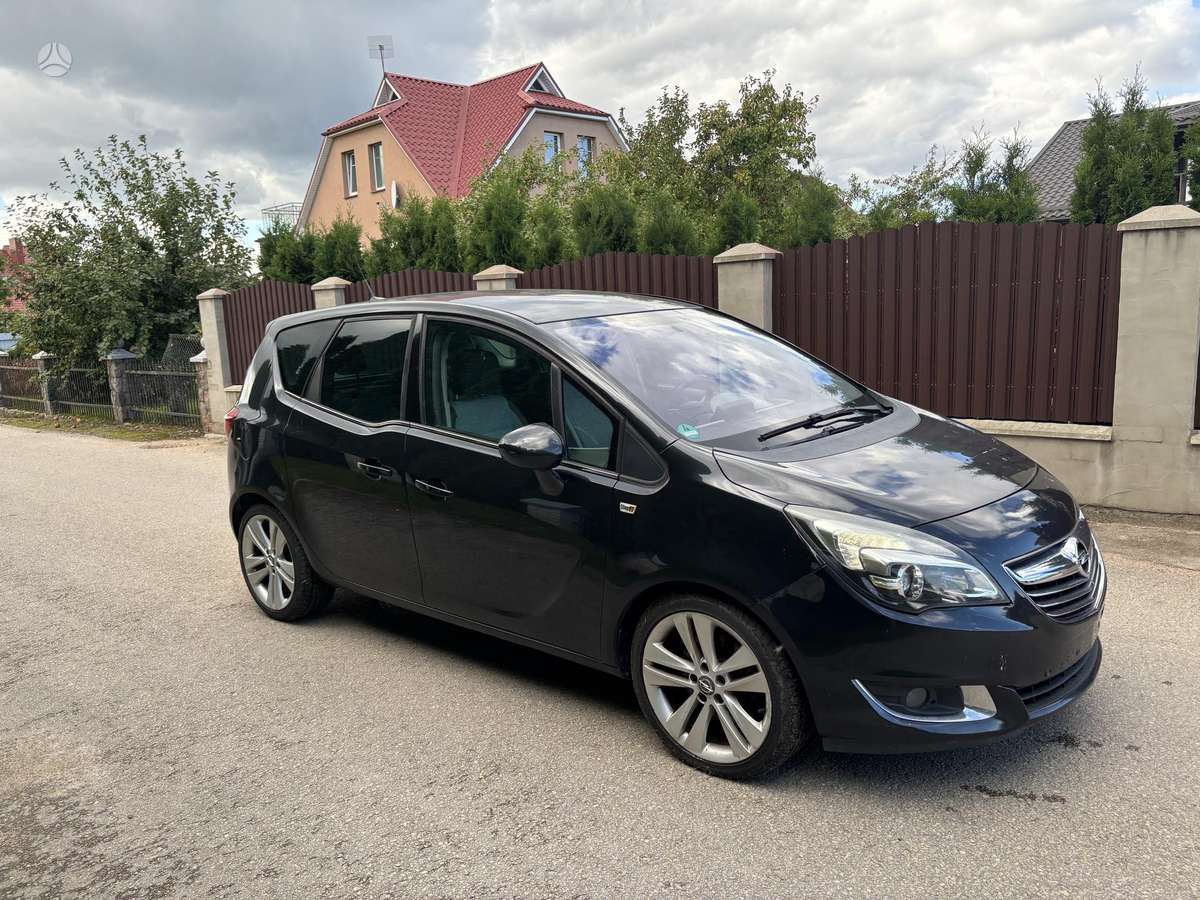 Opel Meriva 2015 — engine 1598 cm³, 136 HP (100kW)