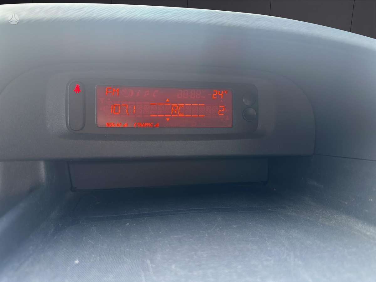 Renault Kangoo 2012 — photo 16