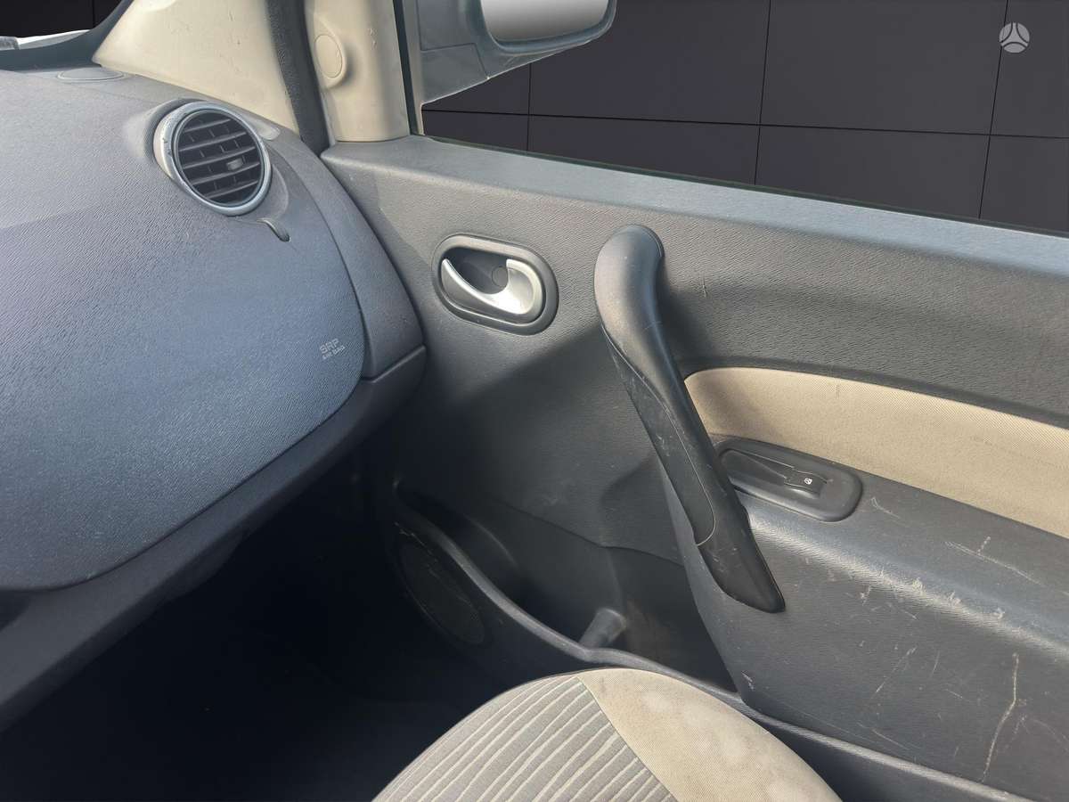 Renault Kangoo 2012 — photo 17