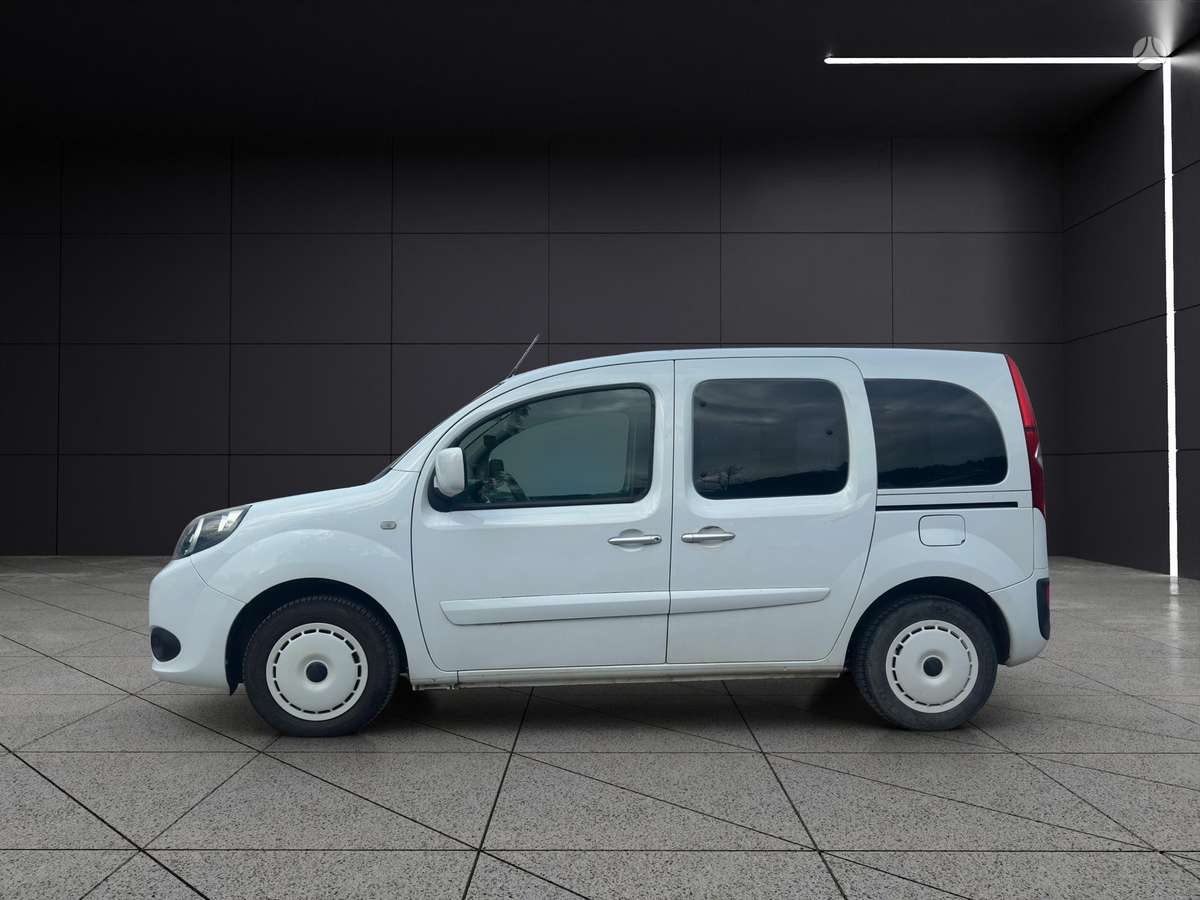 Renault Kangoo 2012 — interior