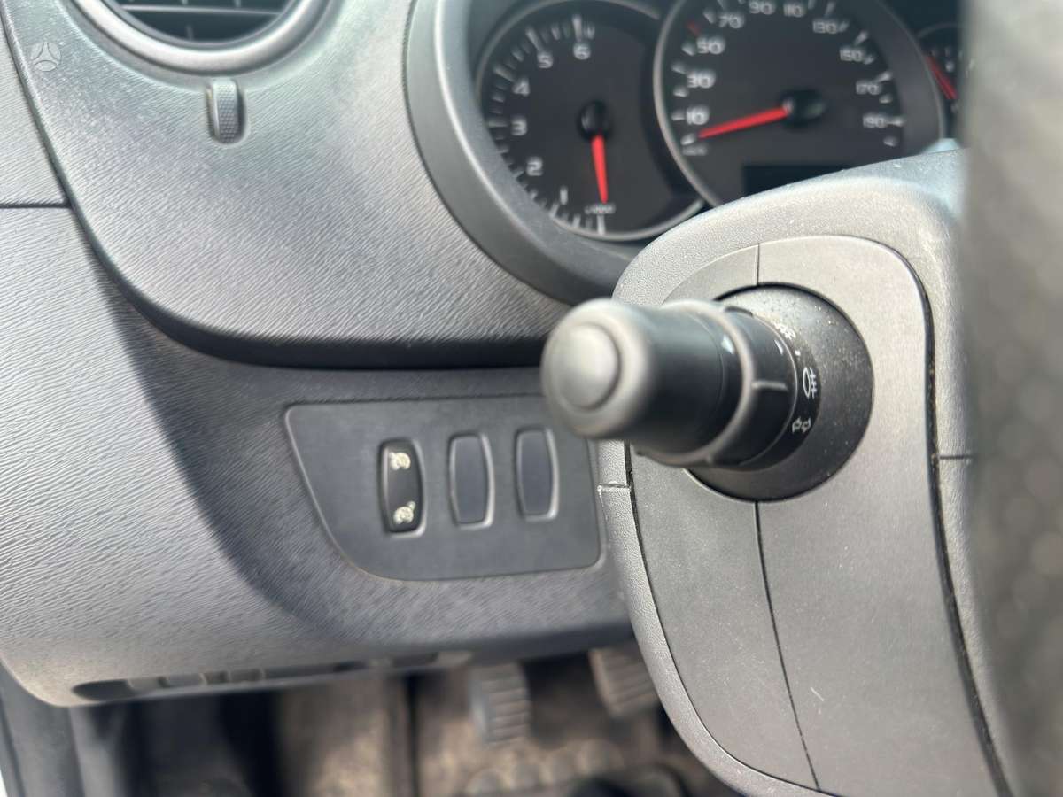 Renault Kangoo 2012 — photo 31