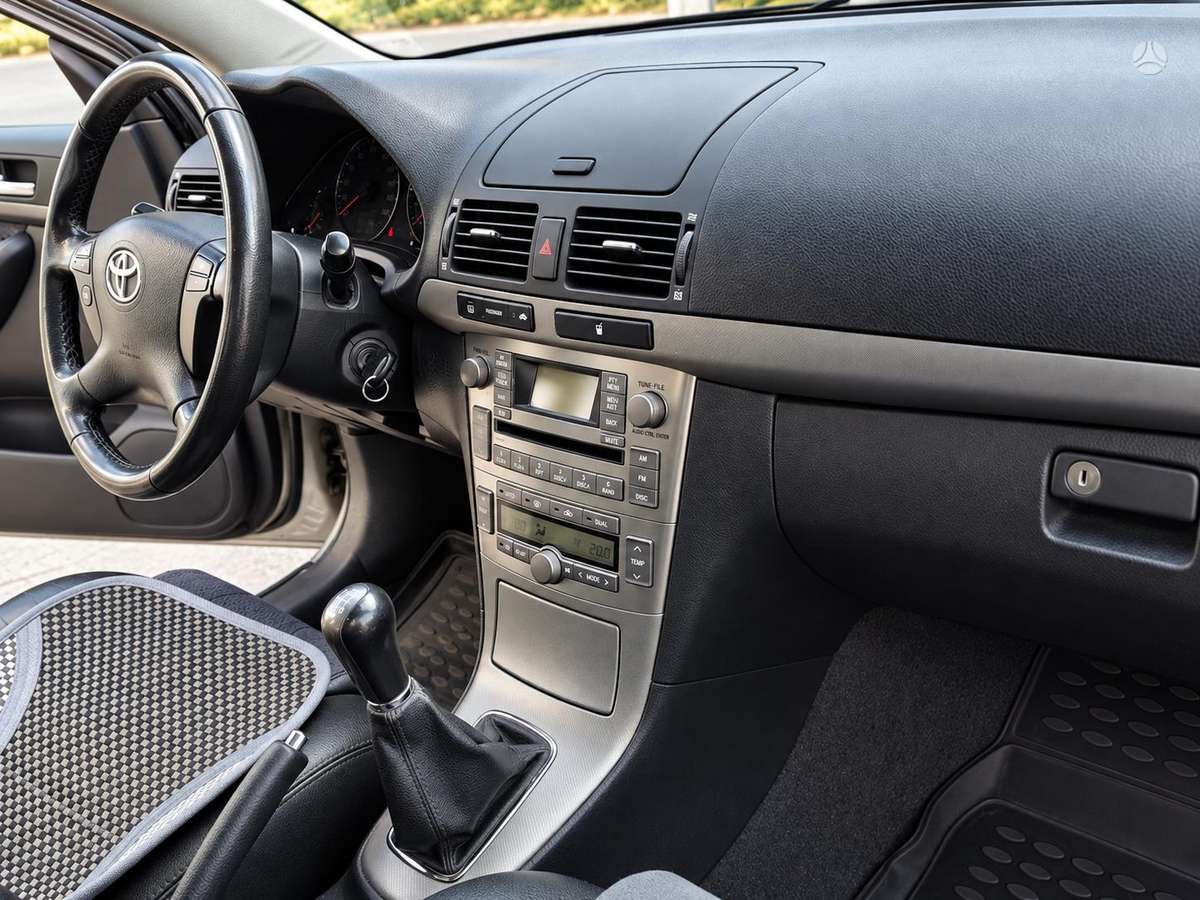 Toyota Avensis 2007 — photo 10