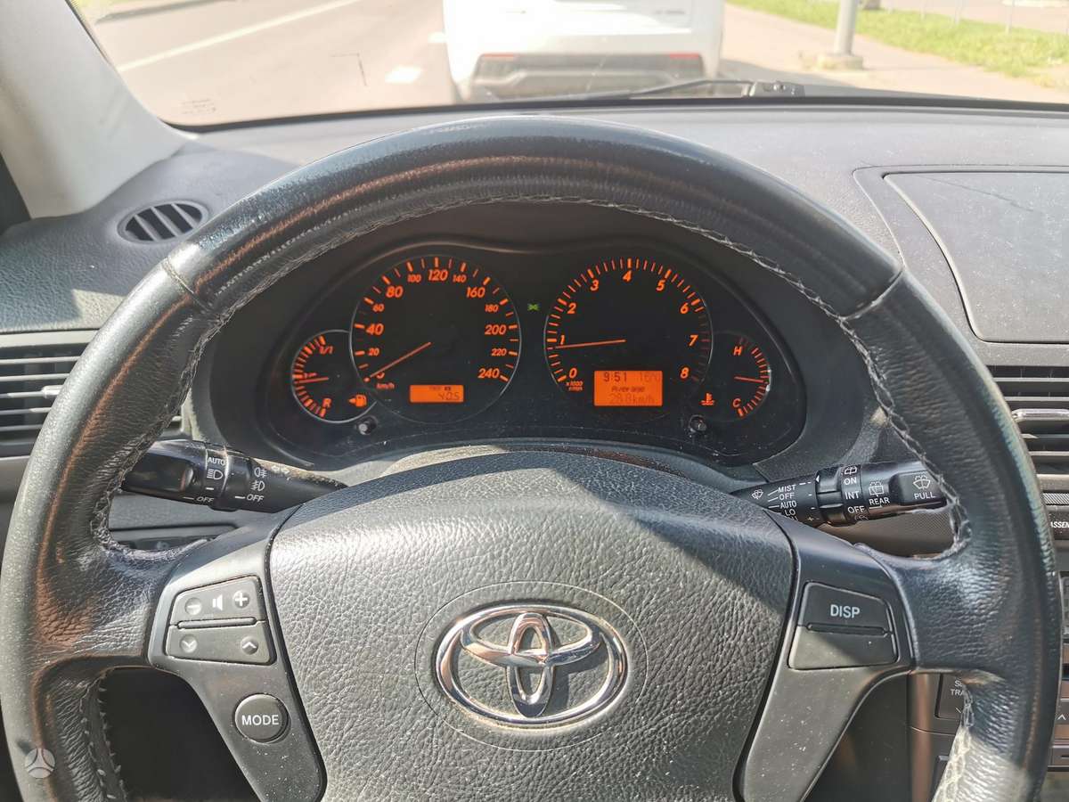 Toyota Avensis 2007 — photo 13