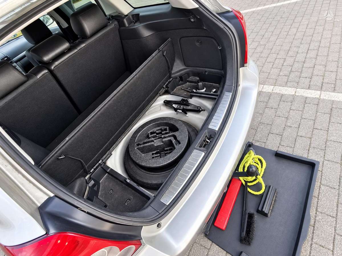 Toyota Avensis 2007 — photo 9