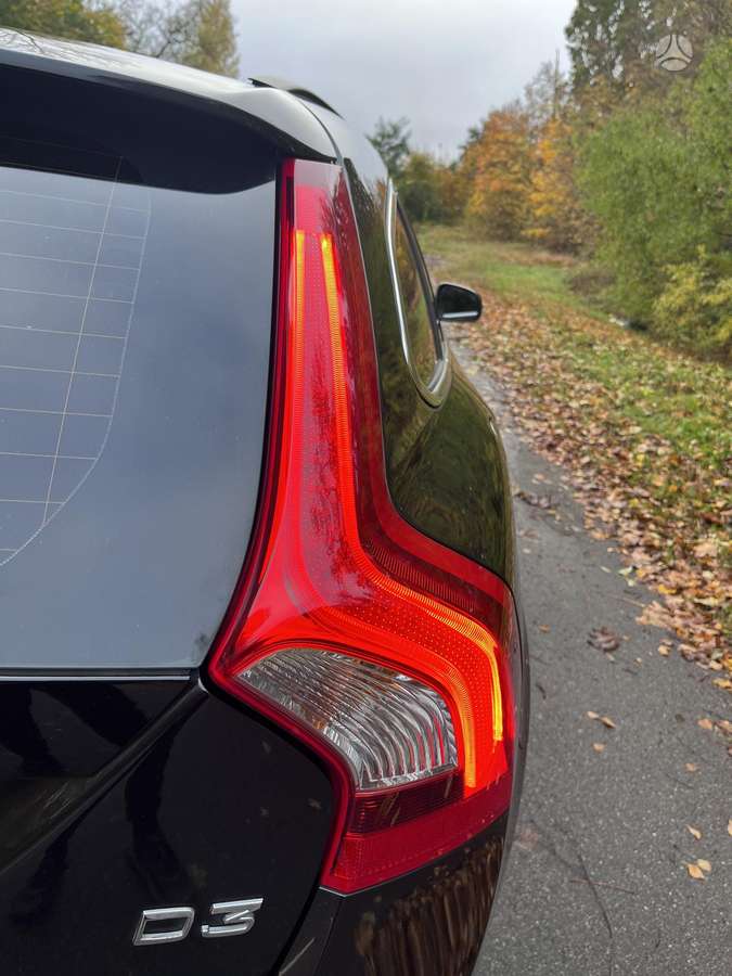 Volvo V60 2014 — photo 23