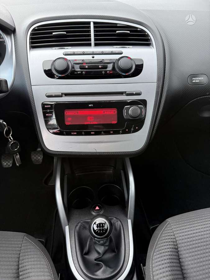 Seat Altea 2009 — photo 11