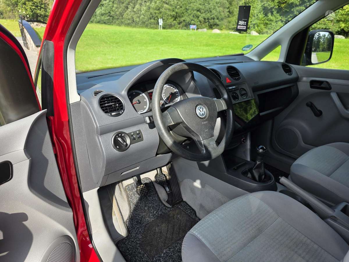 Volkswagen Caddy 2006 — photo 27