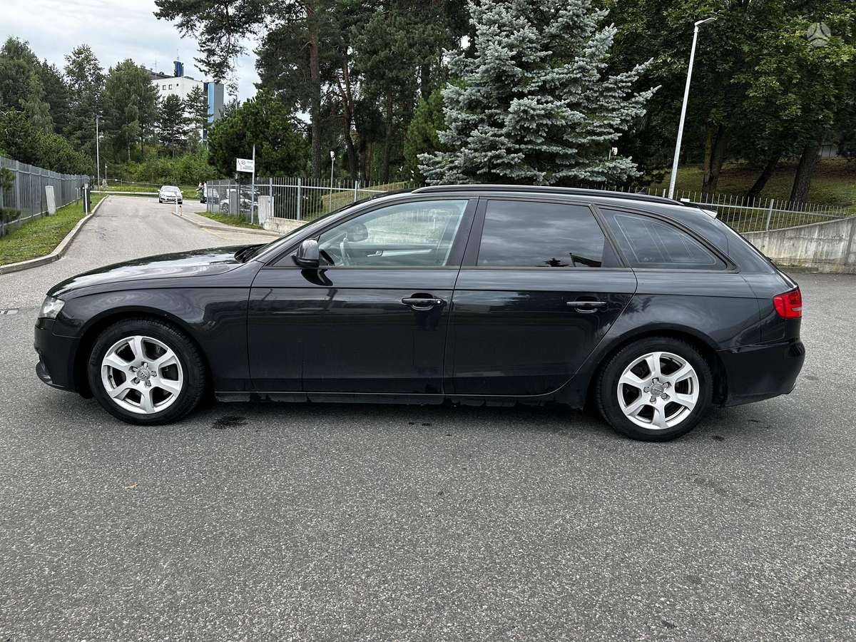 Audi A4 2008 — engine 3200 cm³, 265 HP (195kW)