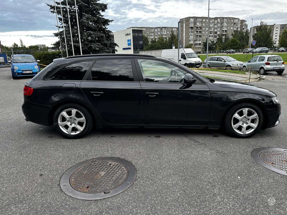 Audi A4 2008 — photo 7
