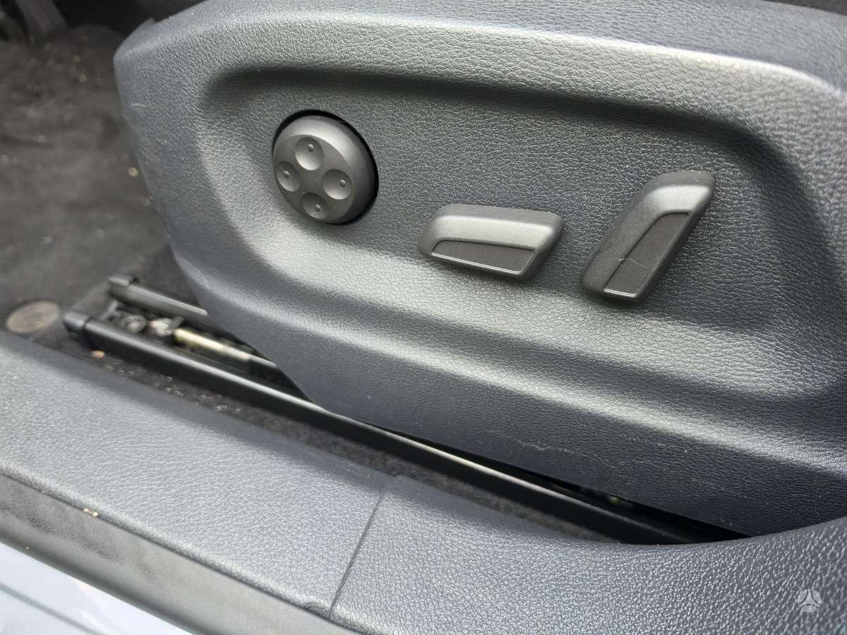 Volkswagen Tiguan 2008 — photo 18
