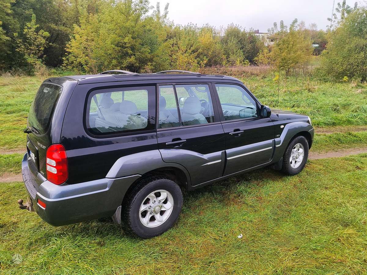 Hyundai Terracan 2005 — двигун 2902 cm³, 163 HP (120kW)