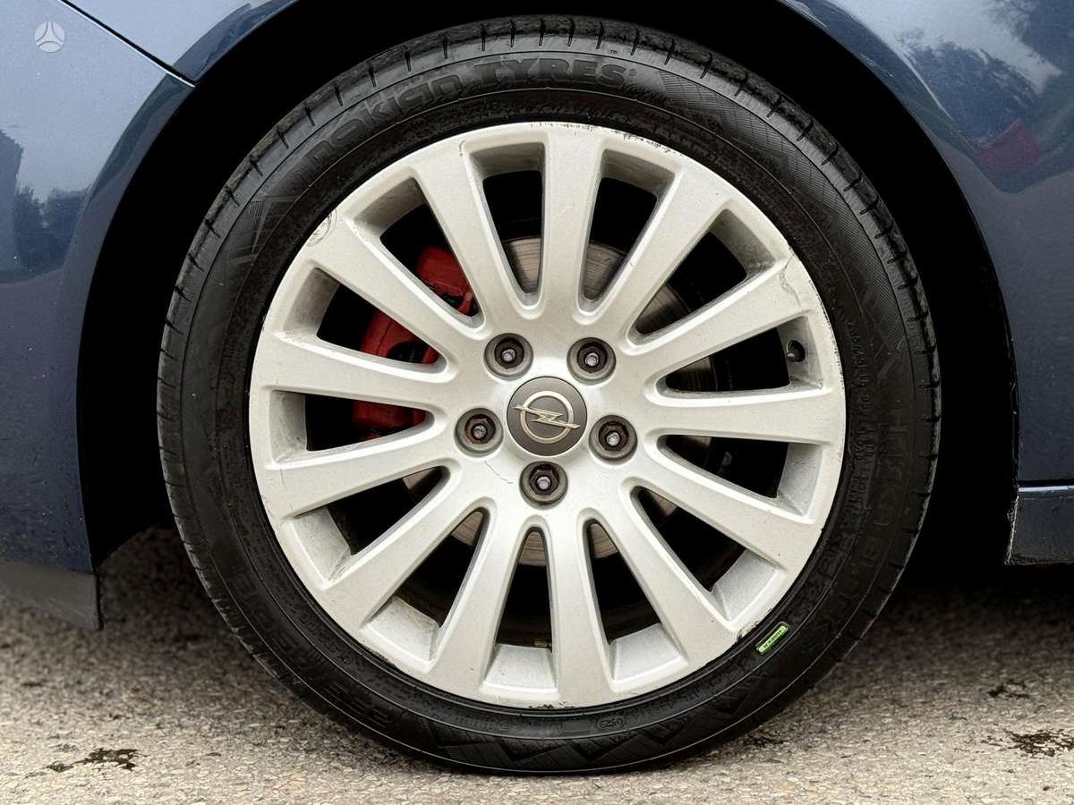 Opel Insignia 2010 — photo 6