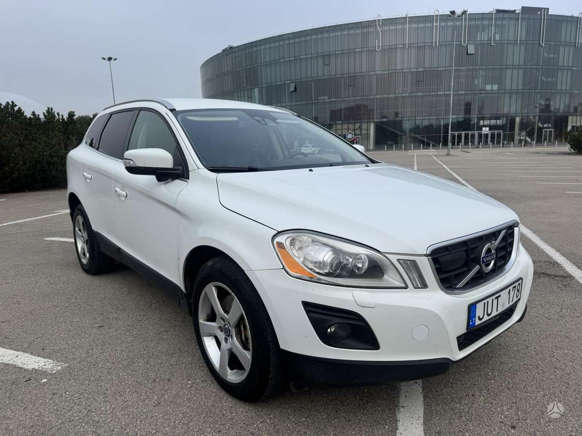 Volvo XC60 2009 — engine 2400 cm³, 185 HP (136kW)