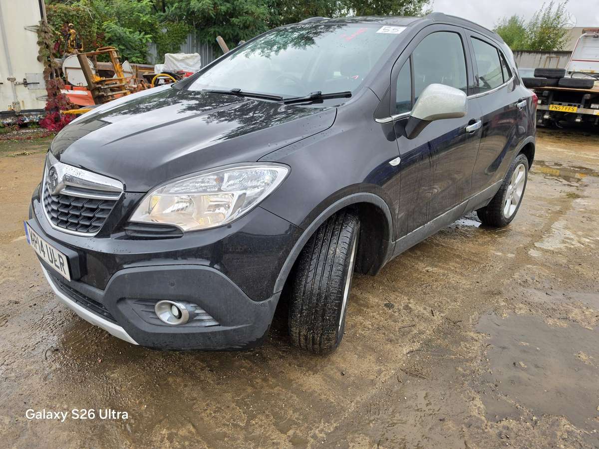 Opel Mokka 2014 — interior