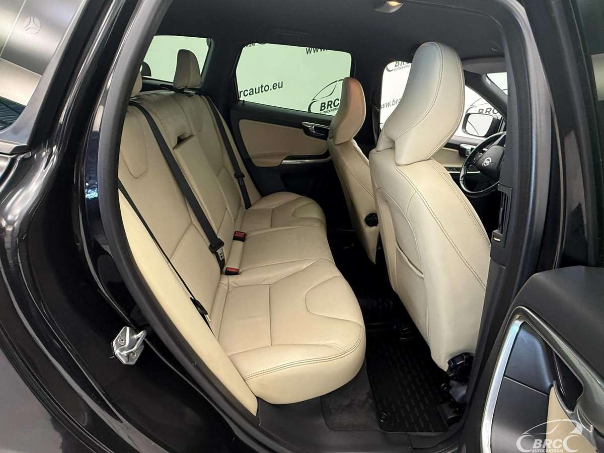 Volvo XC60 2014 — photo 9
