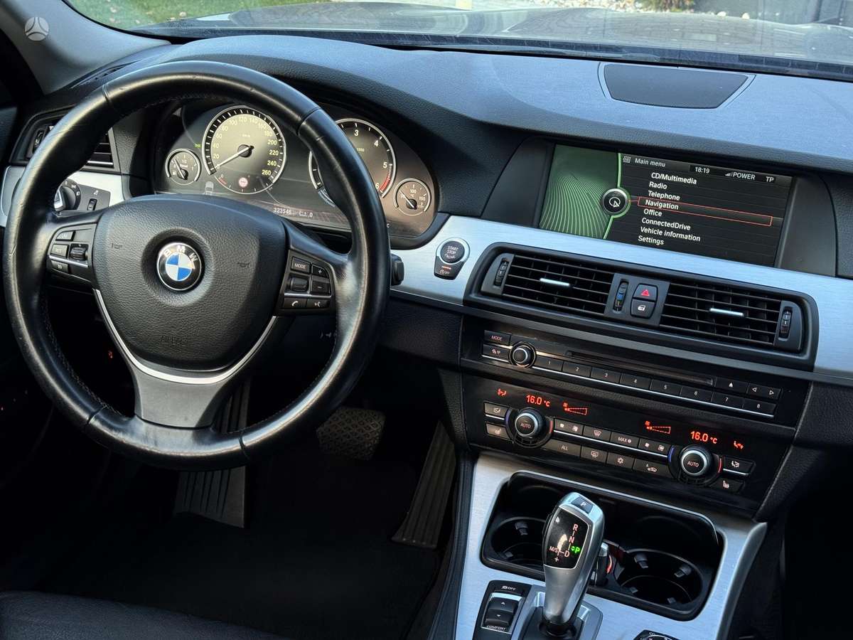 BMW 520 2012 — фото 10