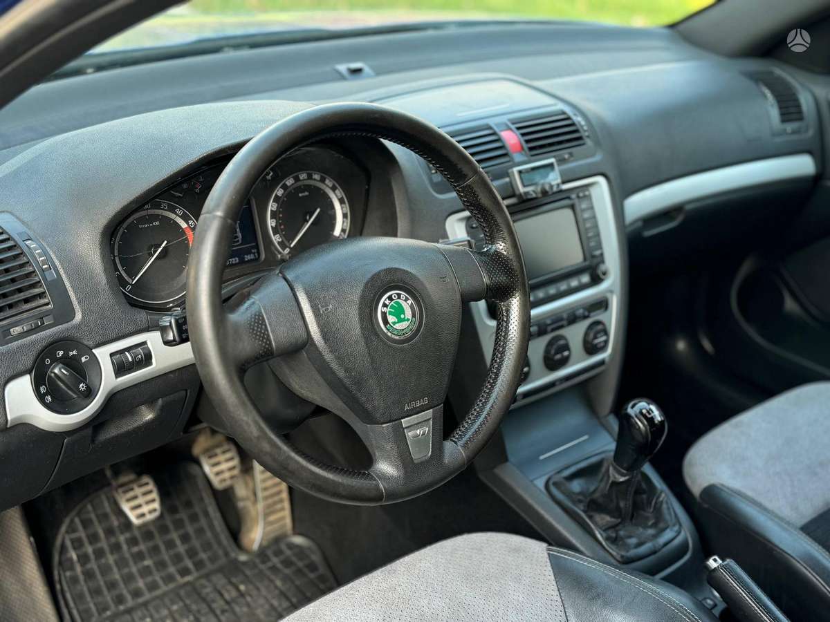Skoda Octavia 2006 — photo 21