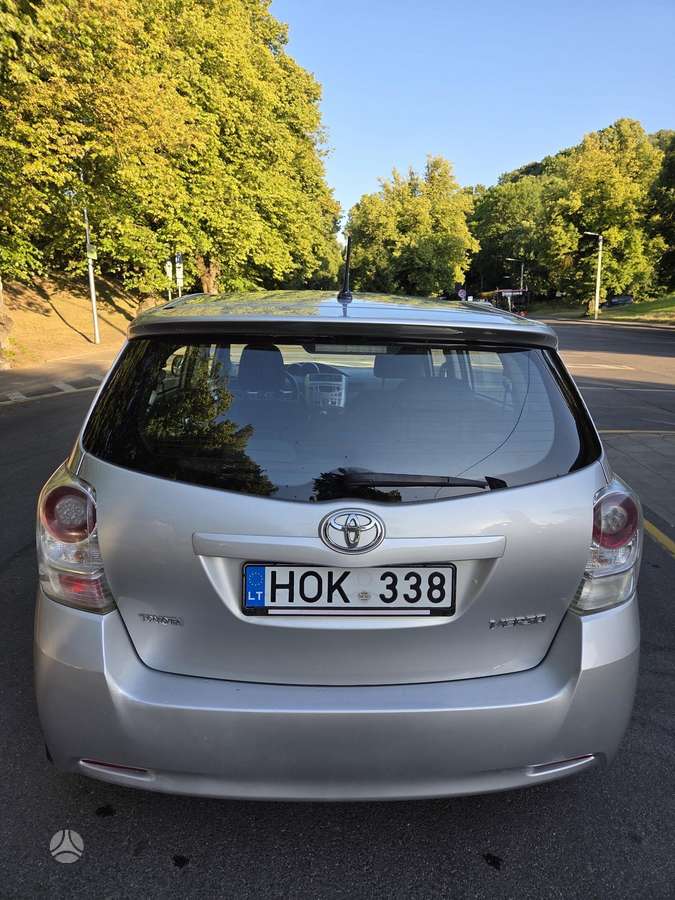 Toyota Verso 2011 — photo 16