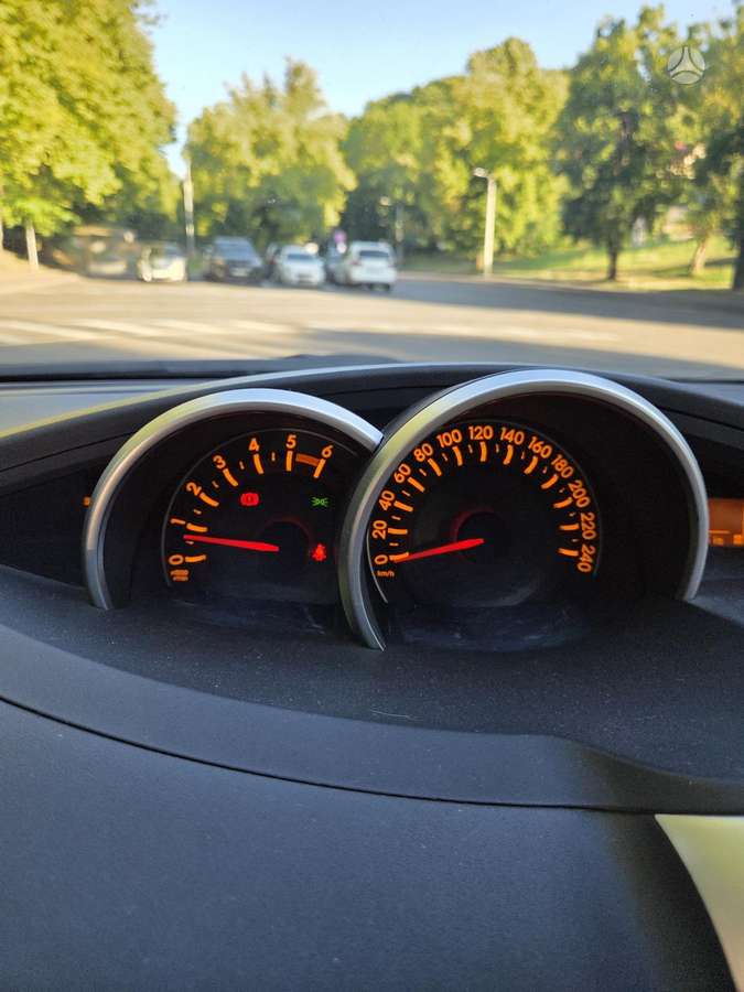 Toyota Verso 2011 — photo 6