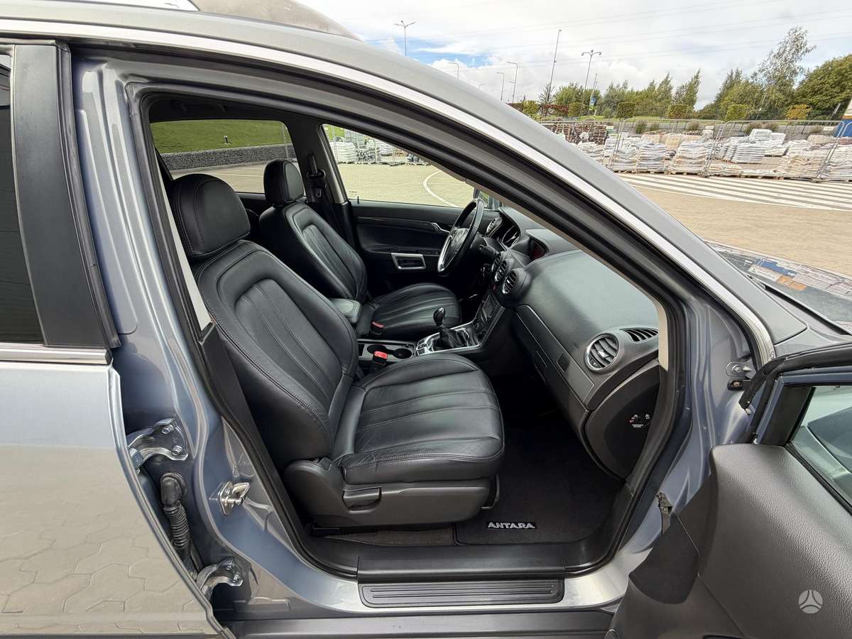 Opel Antara 2012 — photo 24