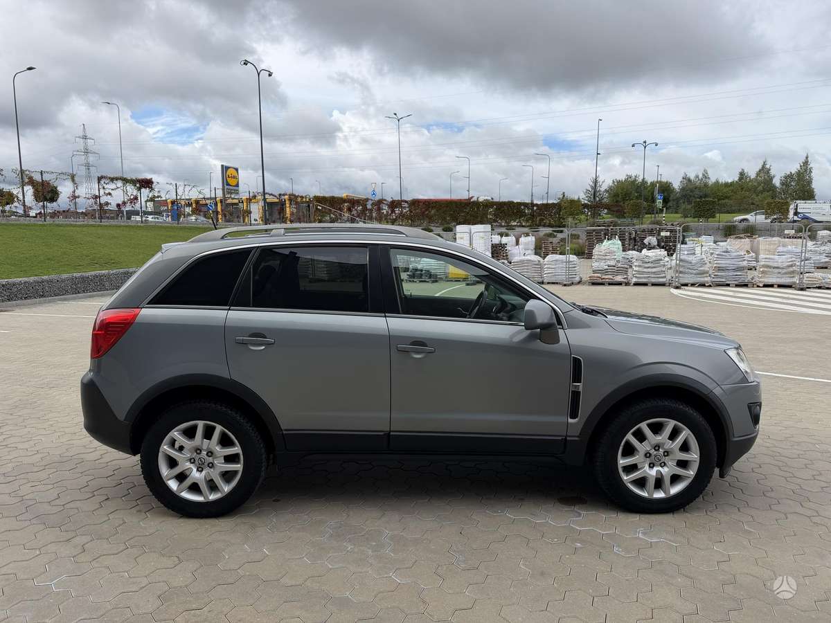 Opel Antara 2012 — photo 6
