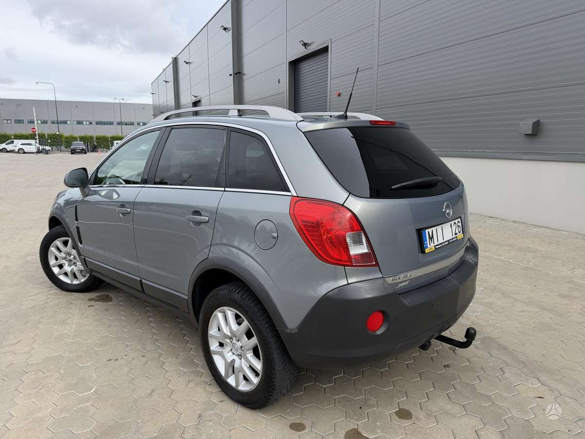 Opel Antara 2012 — photo 9