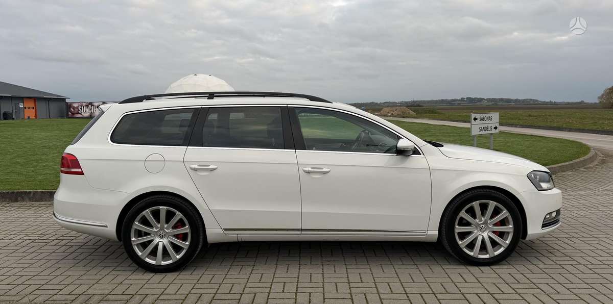 Volkswagen Passat 2012 — photo 10