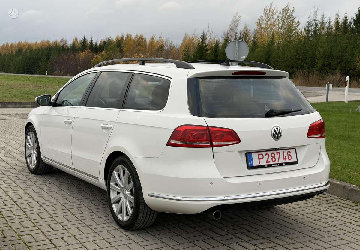 Volkswagen Passat 2012 — photo 13