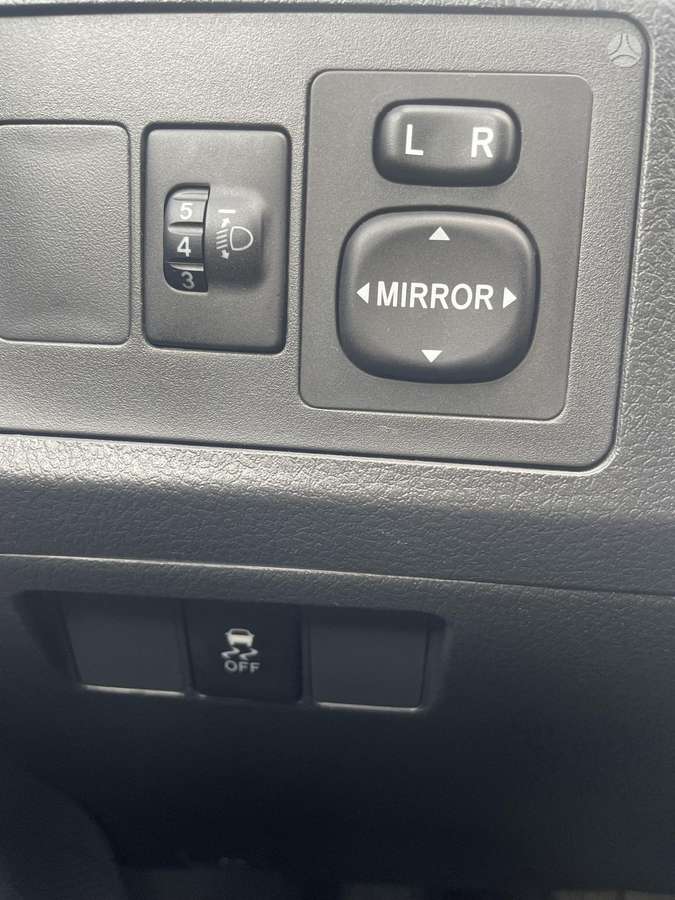 Toyota Verso 2011 — photo 14