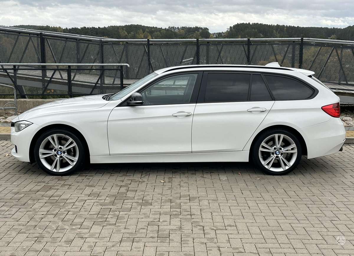 BMW 318 2013 — photo 5