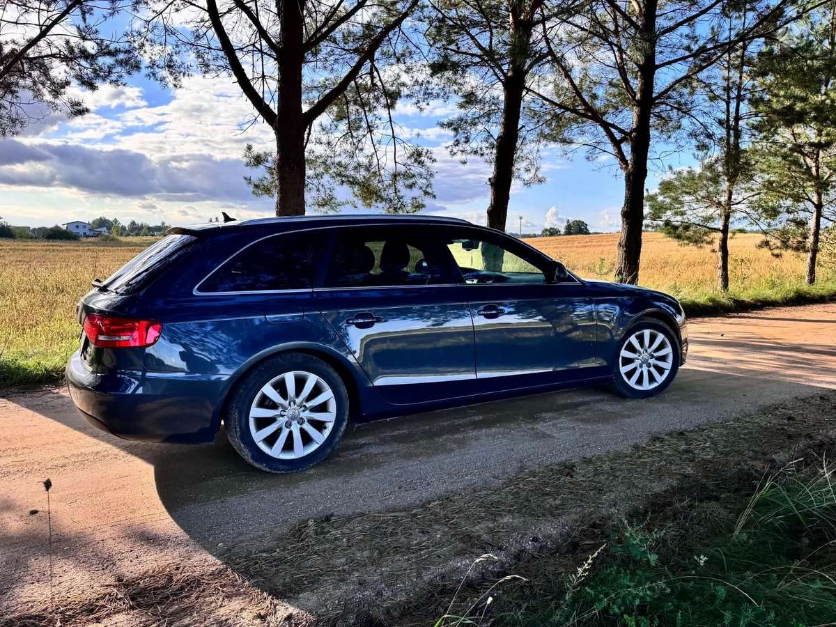Audi A4 2008 — photo 5