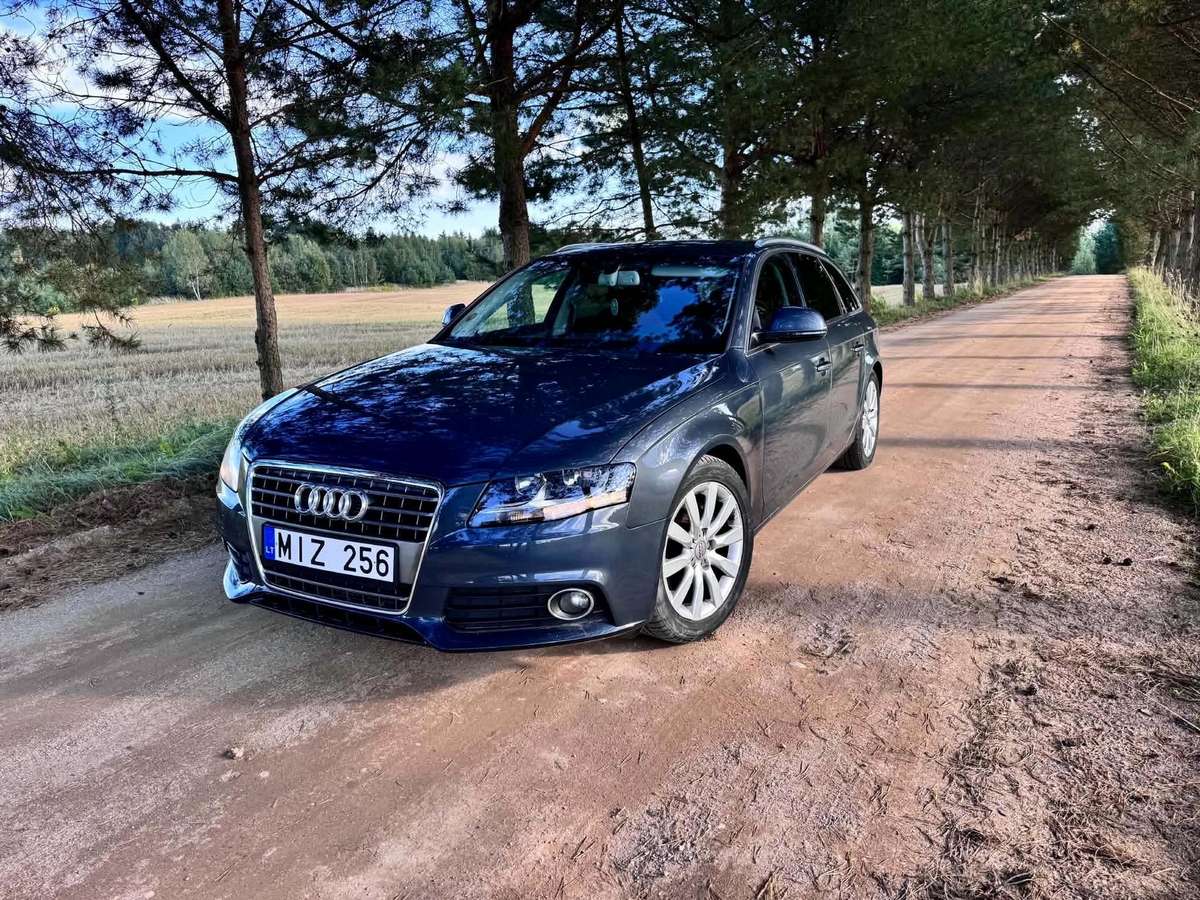 Audi A4 2008 — photo 6