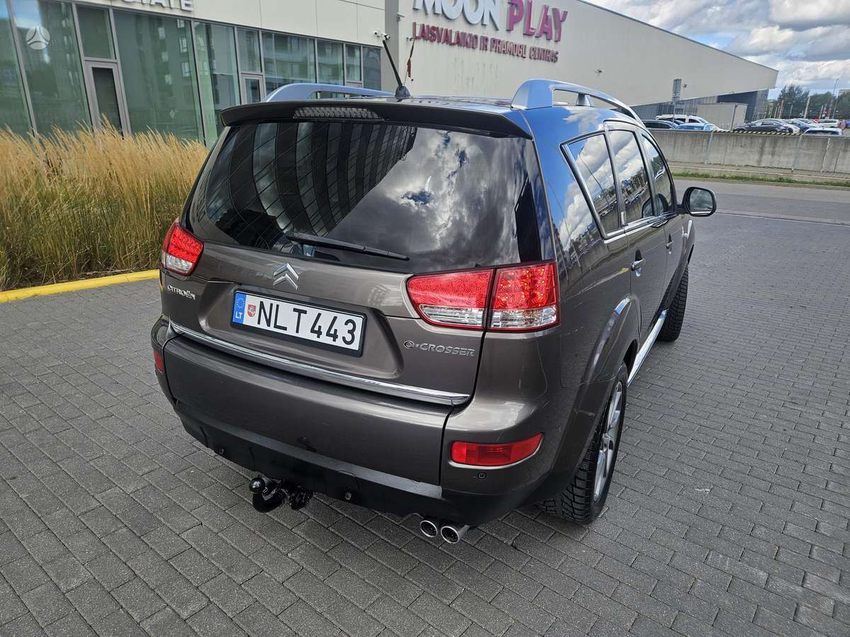 Citroen C-Crosser 2010 — photo 8