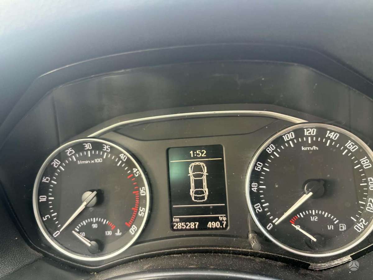 Skoda Octavia 2010 — photo 10