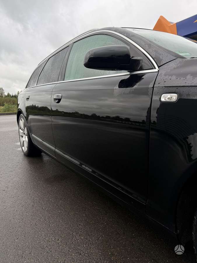 Audi A6 2005 — салон