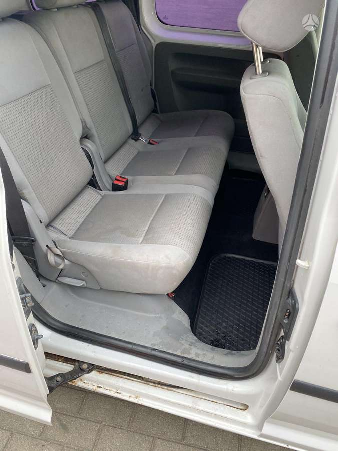 Volkswagen Caddy 2010 — photo 8