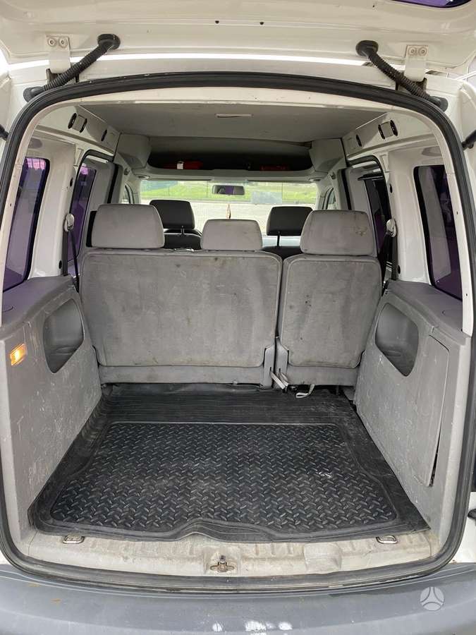 Volkswagen Caddy 2010 — photo 9