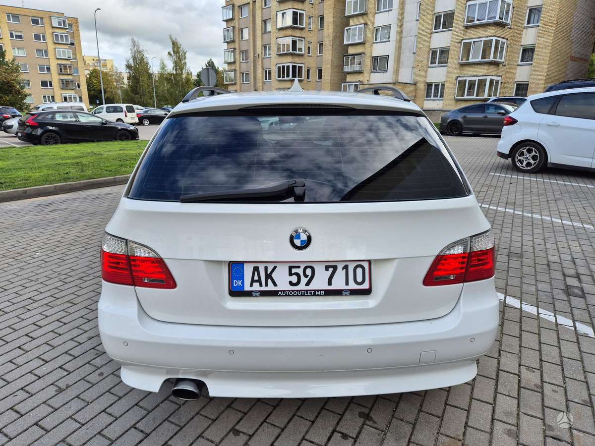 BMW 520 2010 — photo 5