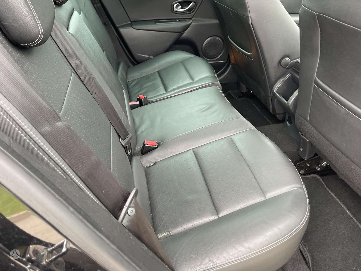Renault Megane 2011 — photo 27
