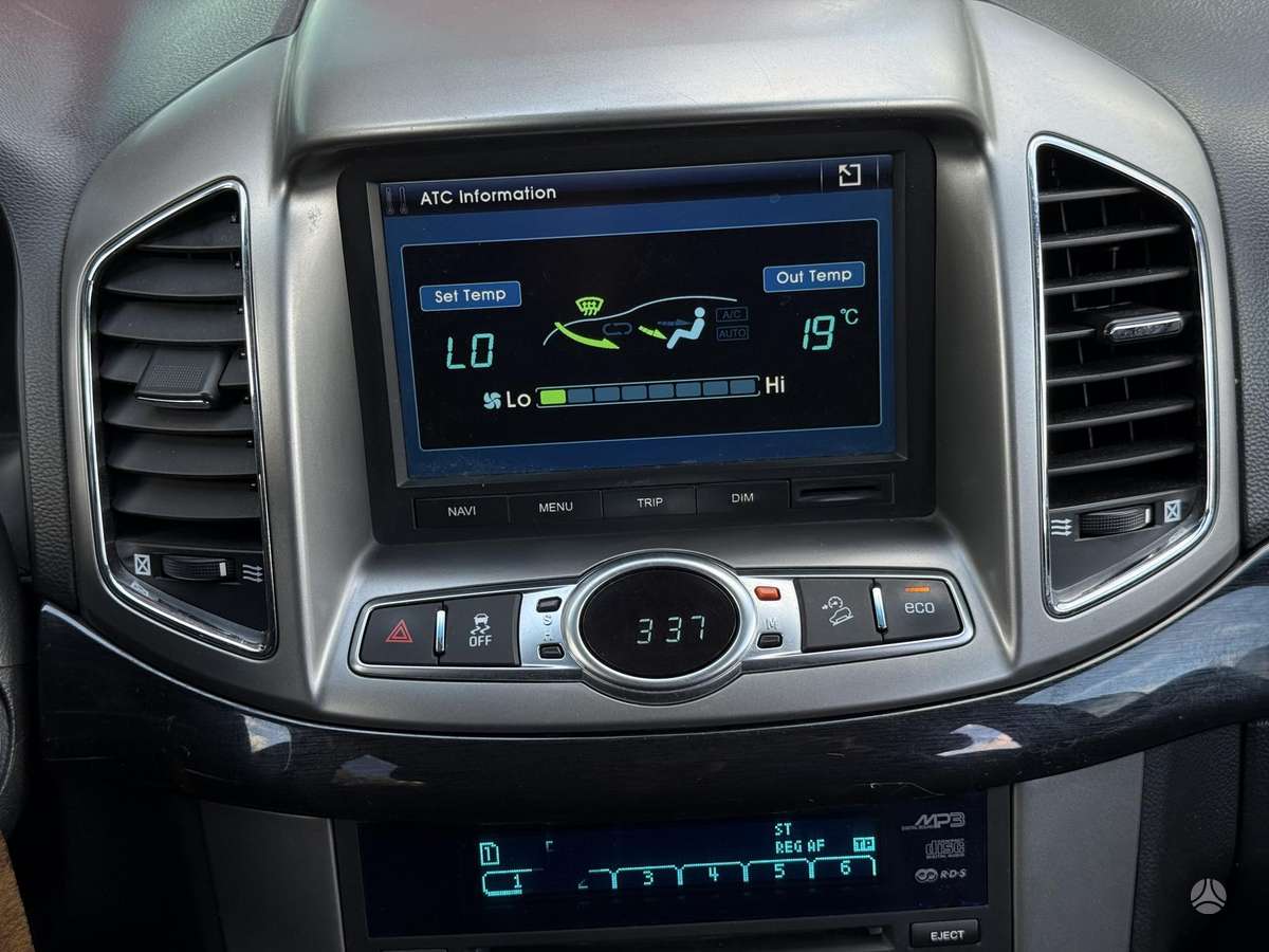 Chevrolet Captiva 2012 — photo 10