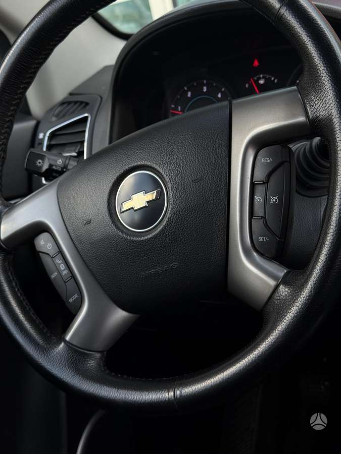 Chevrolet Captiva 2012 — photo 11