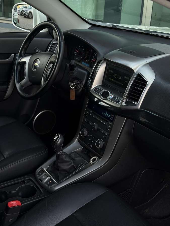 Chevrolet Captiva 2012 — photo 20