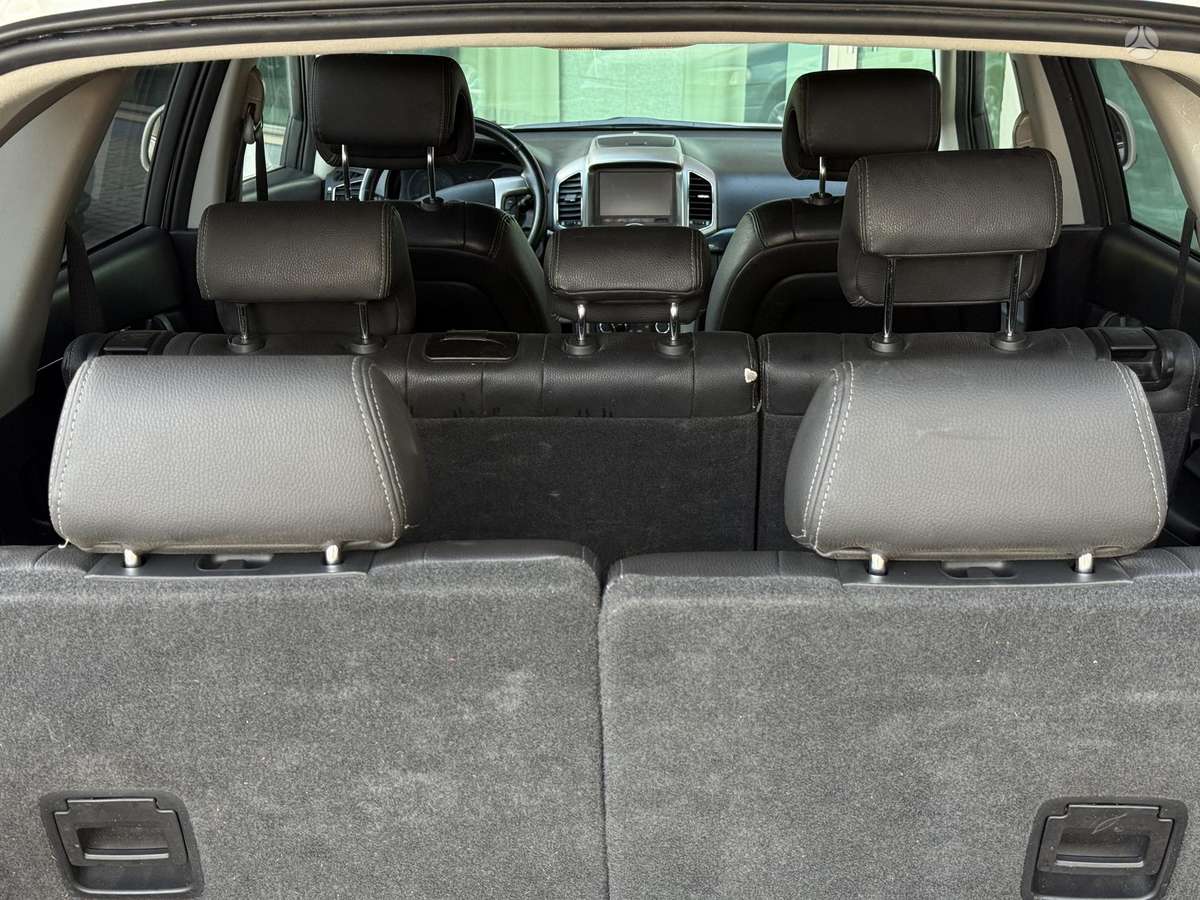 Chevrolet Captiva 2012 — photo 28