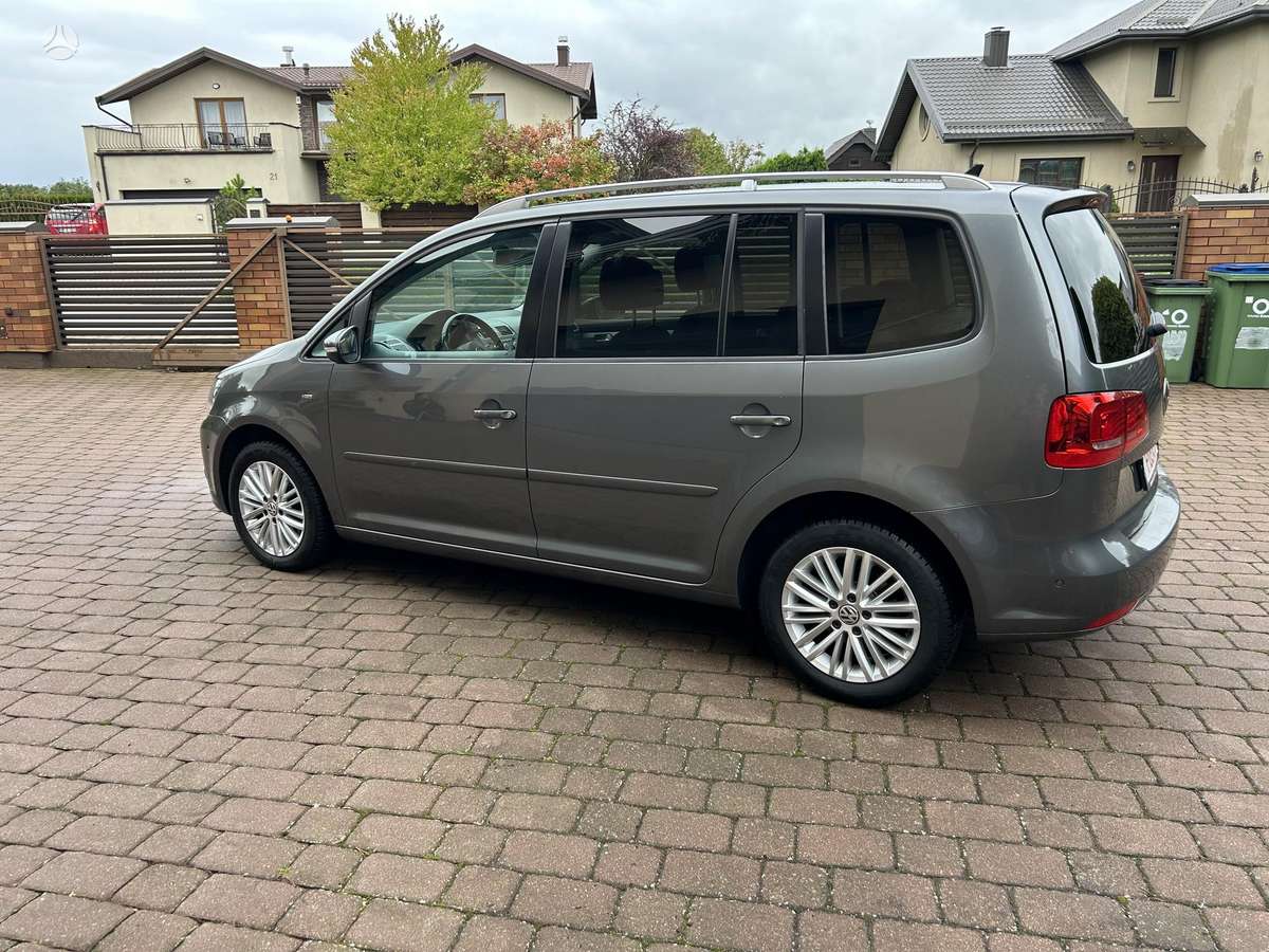 Volkswagen Touran 2015 — photo 6