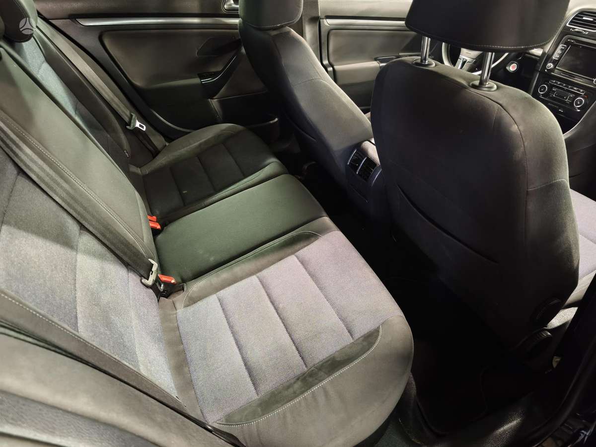 Volkswagen Golf 2012 — photo 12