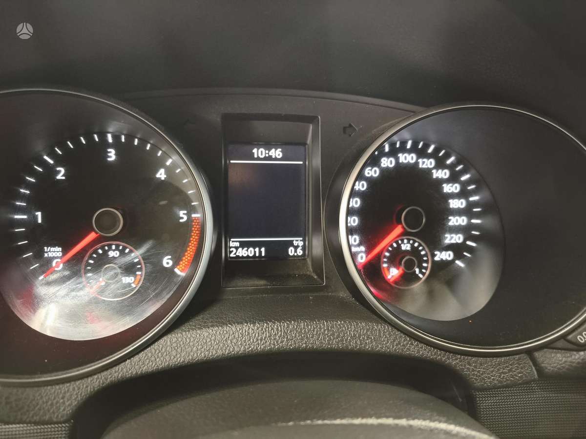 Volkswagen Golf 2012 — photo 8