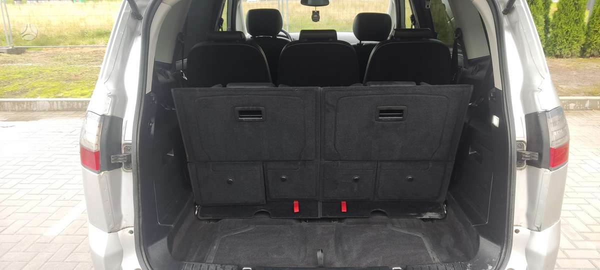Ford S-MAX 2007 — photo 17