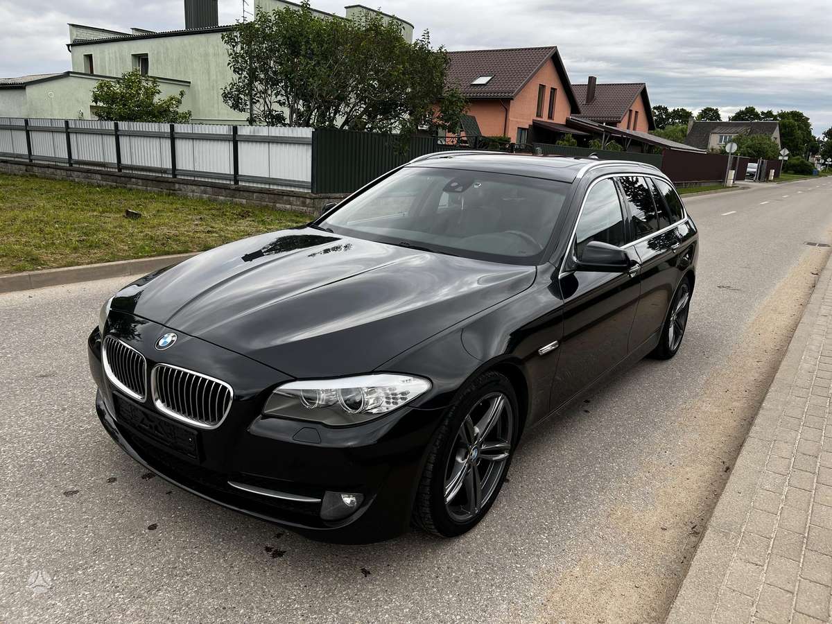 BMW 520 2011 — engine 1995 cm³, 184 HP (135kW)
