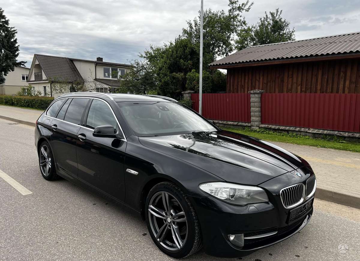 BMW 520 2011 — photo 5