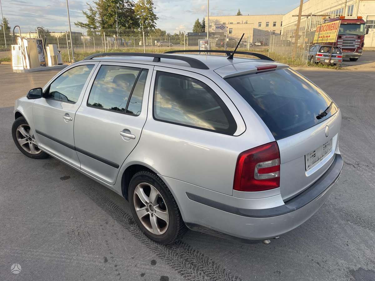 Skoda Octavia 2009 — engine 1896 cm³, 105 HP (77kW)